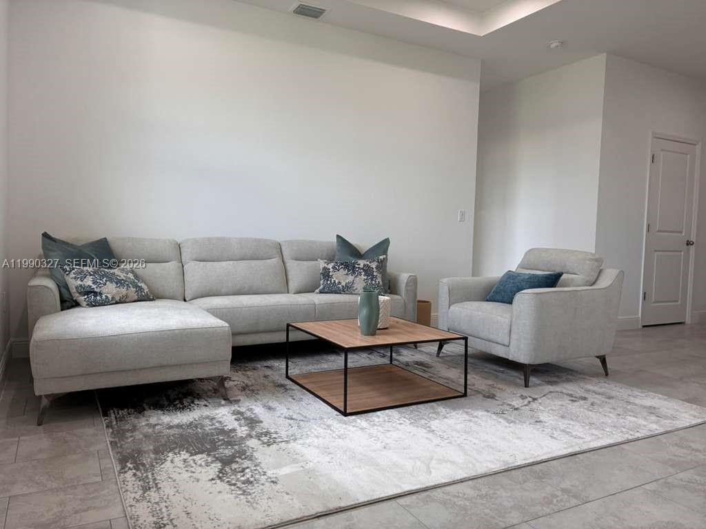 6208 3 / 3 1503 sq. ft. $ 2026-03-27 0 Photo