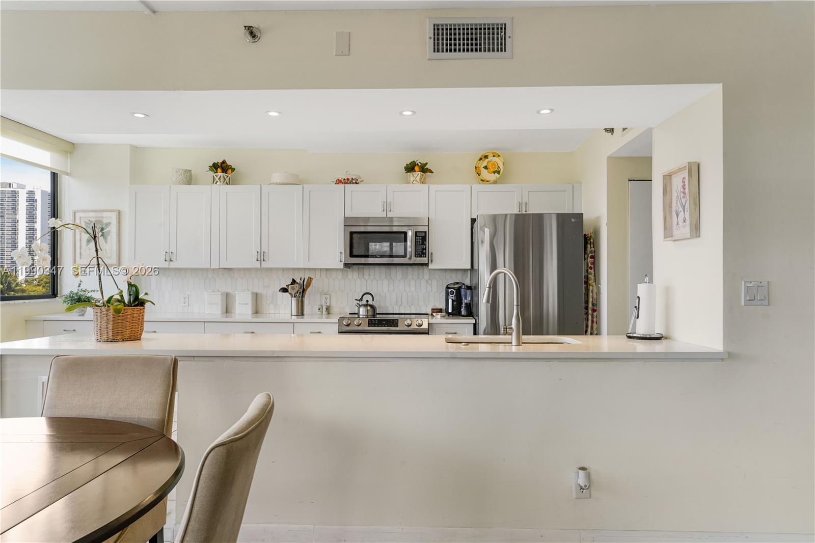 Photo of 20185 Country Club Dr  #405, Aventura, Florida, 33180 - 
