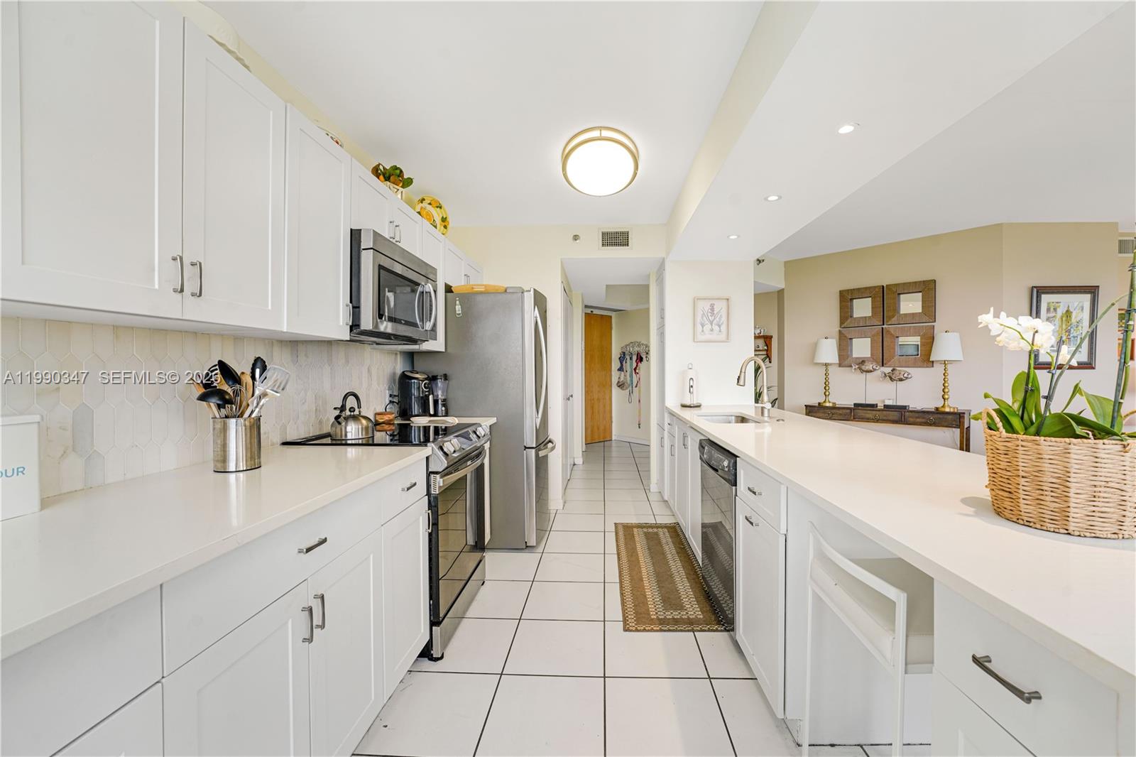 Photo of 20185 Country Club Dr  #405, Aventura, Florida, 33180 - 