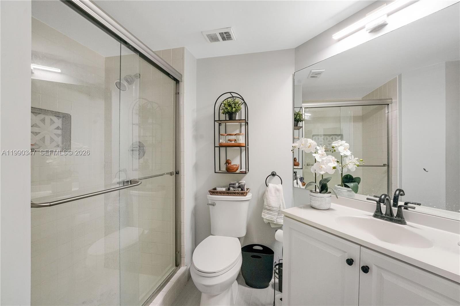 Photo of 20185 Country Club Dr  #405, Aventura, Florida, 33180 - 