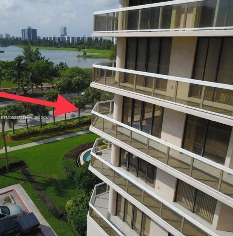 Photo of 20185 Country Club Dr  #405, Aventura, Florida, 33180 - 
