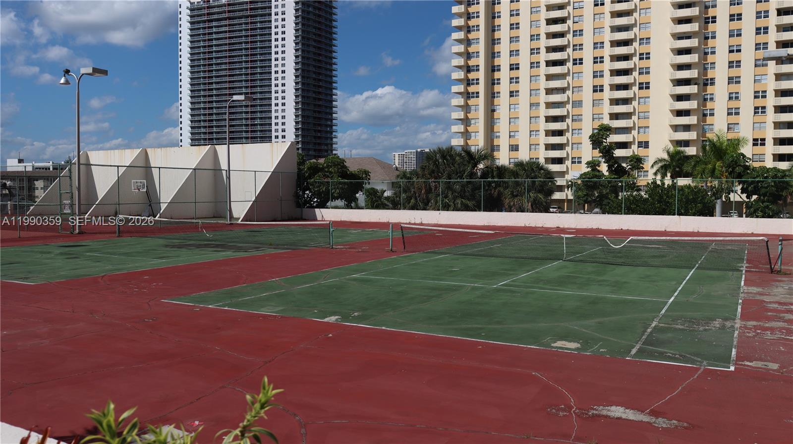 Photo of 1865 Ocean Dr #4F, Hallandale Beach, Florida, 33009 - Tennis Court