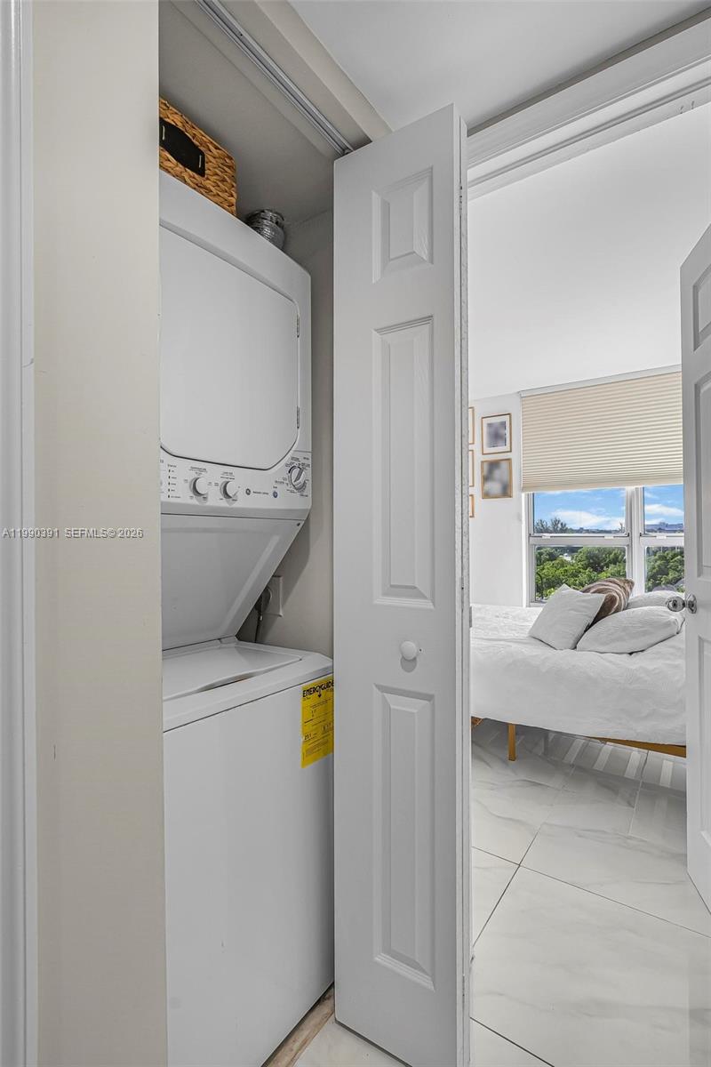 Photo of 3500 Mystic Pointe Dr  #604, Aventura, Florida, 33180 - 