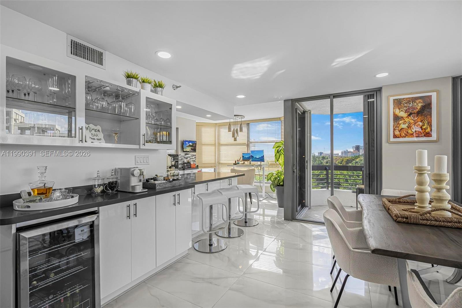 Photo of 3500 Mystic Pointe Dr  #604, Aventura, Florida, 33180 - 