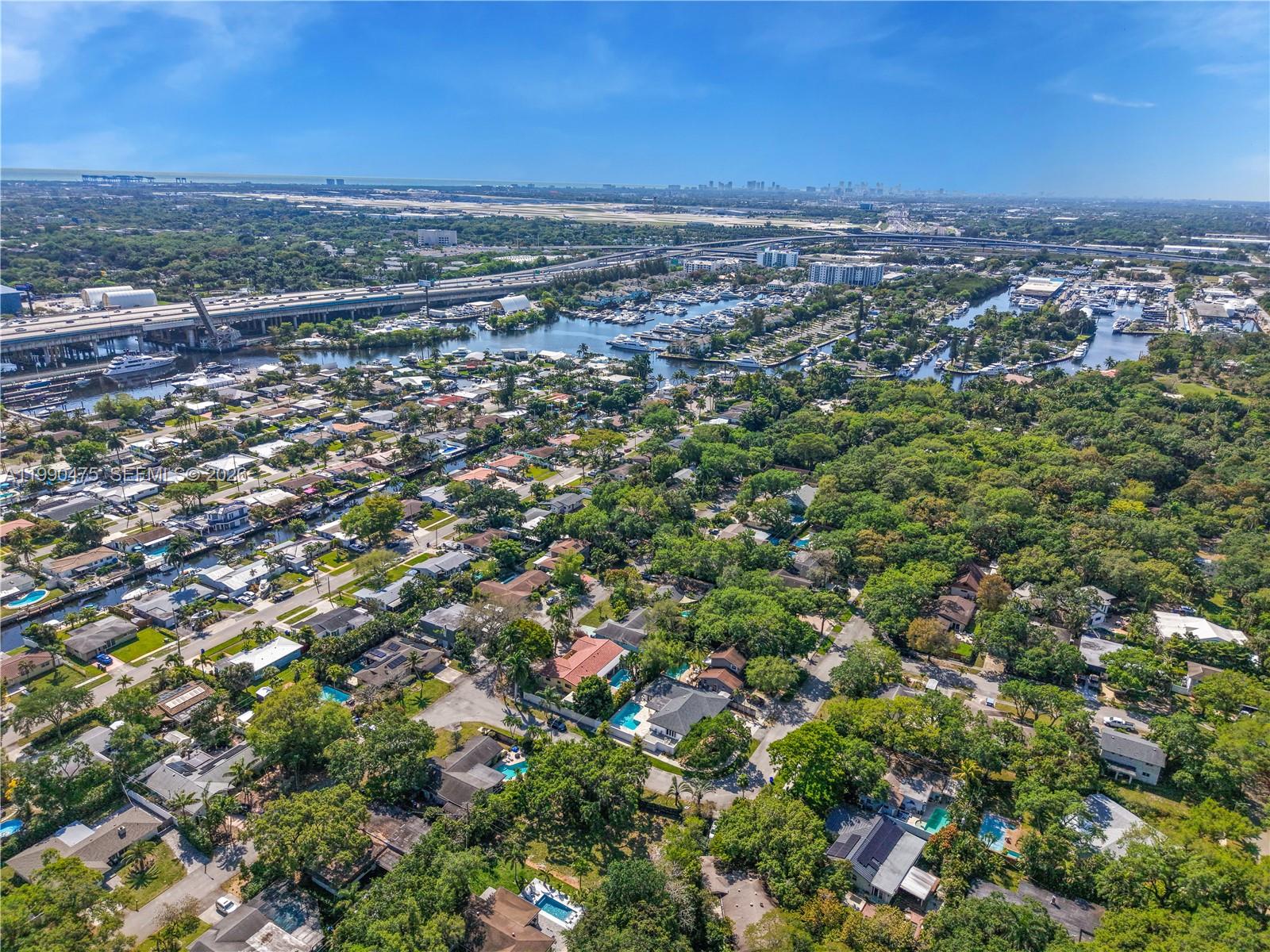   /   кв.футов $ 2026-03-27 0 Фото