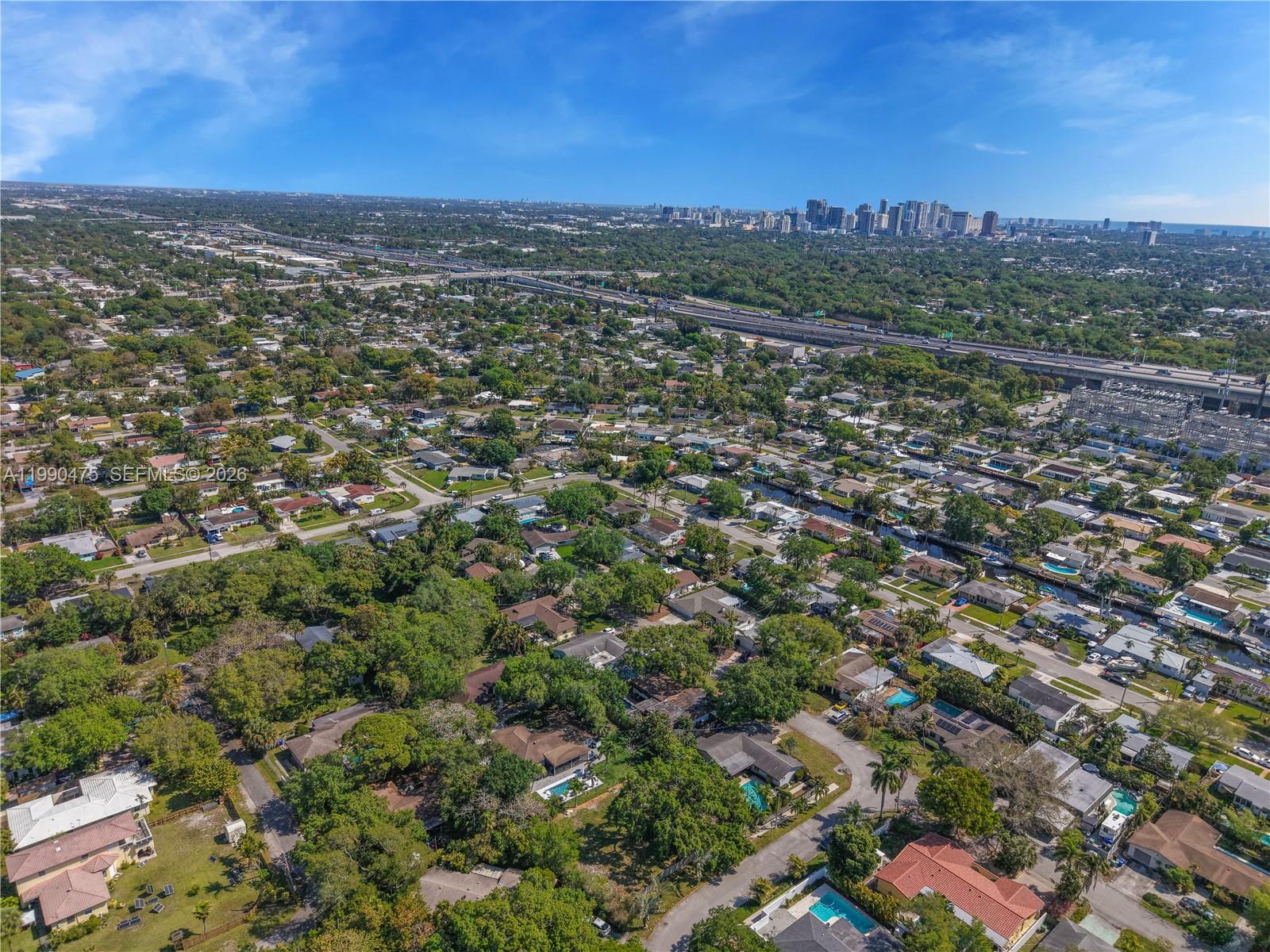   /   кв.футов $ 2026-03-27 0 Фото