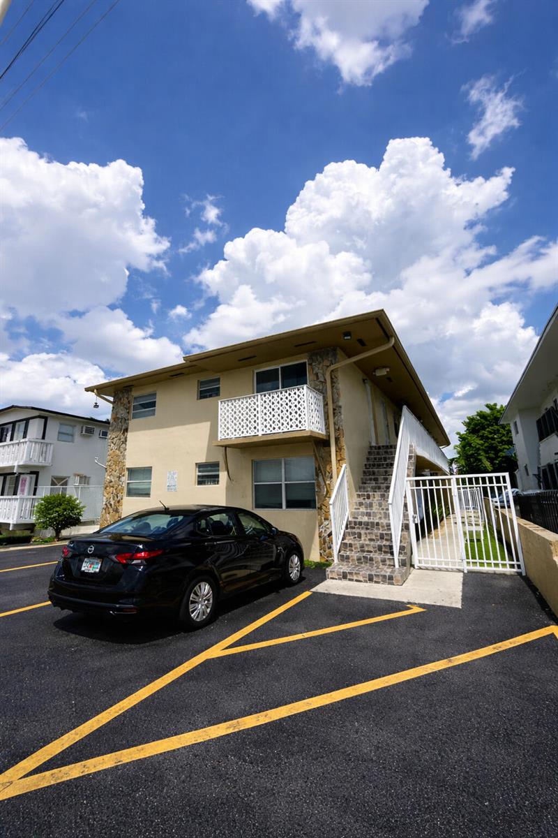   / 0  sq. ft. $ 2026-06-15 0 Photo