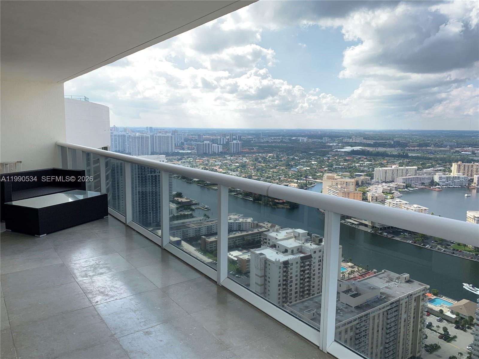 4608 2 / 2 1458 sq. ft. $ 2026-03-27 0 Photo