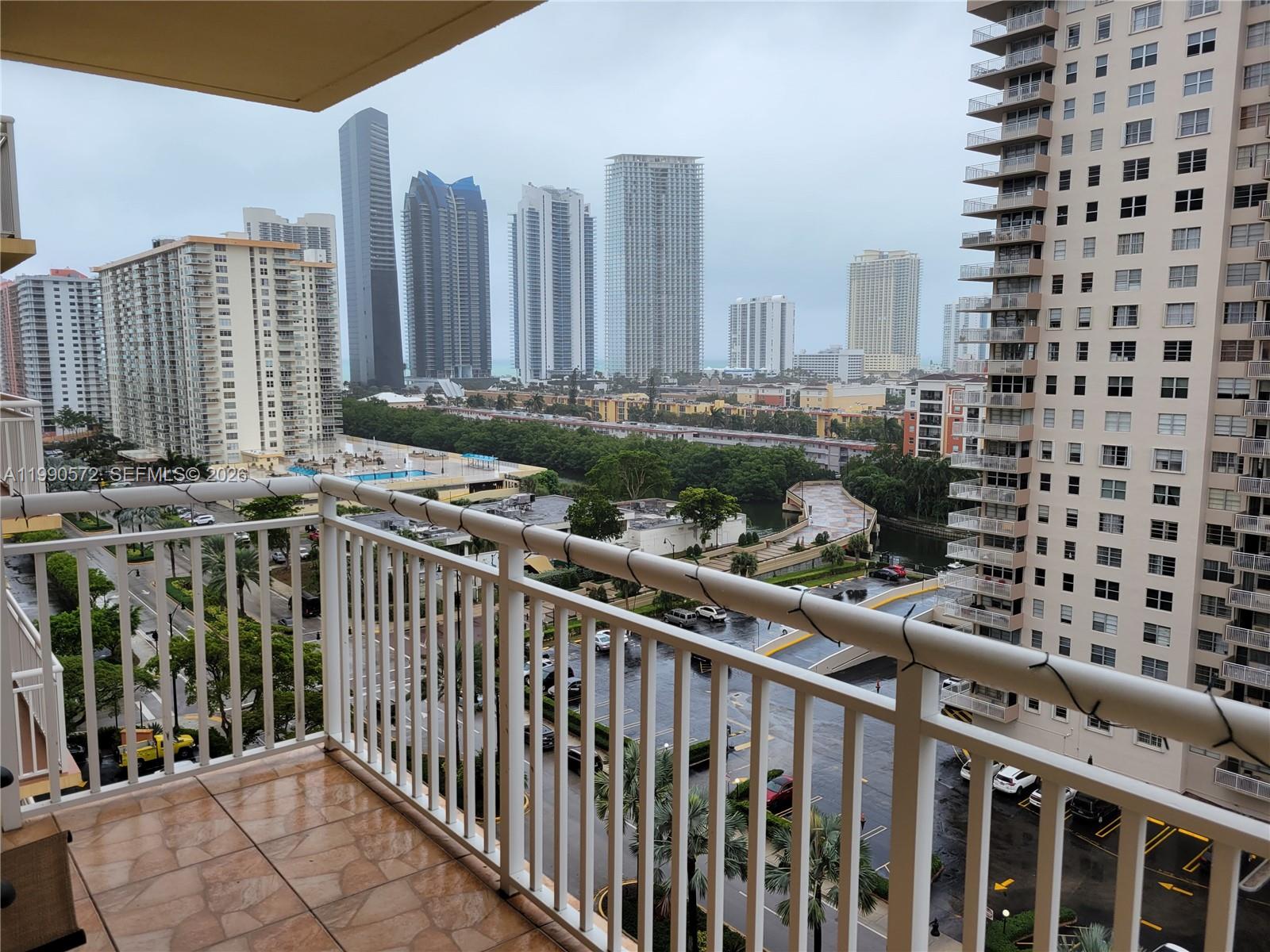 See details 1208 2 / 2 1087 sq. ft. $ 2026-04-16 0 Photo