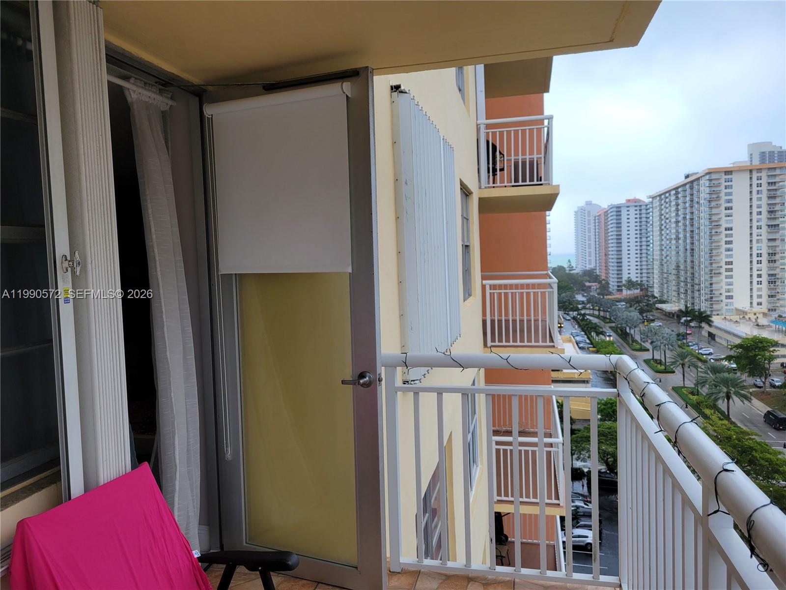 See details 1208 2 / 2 1087 sq. ft. $ 2026-04-16 0 Photo
