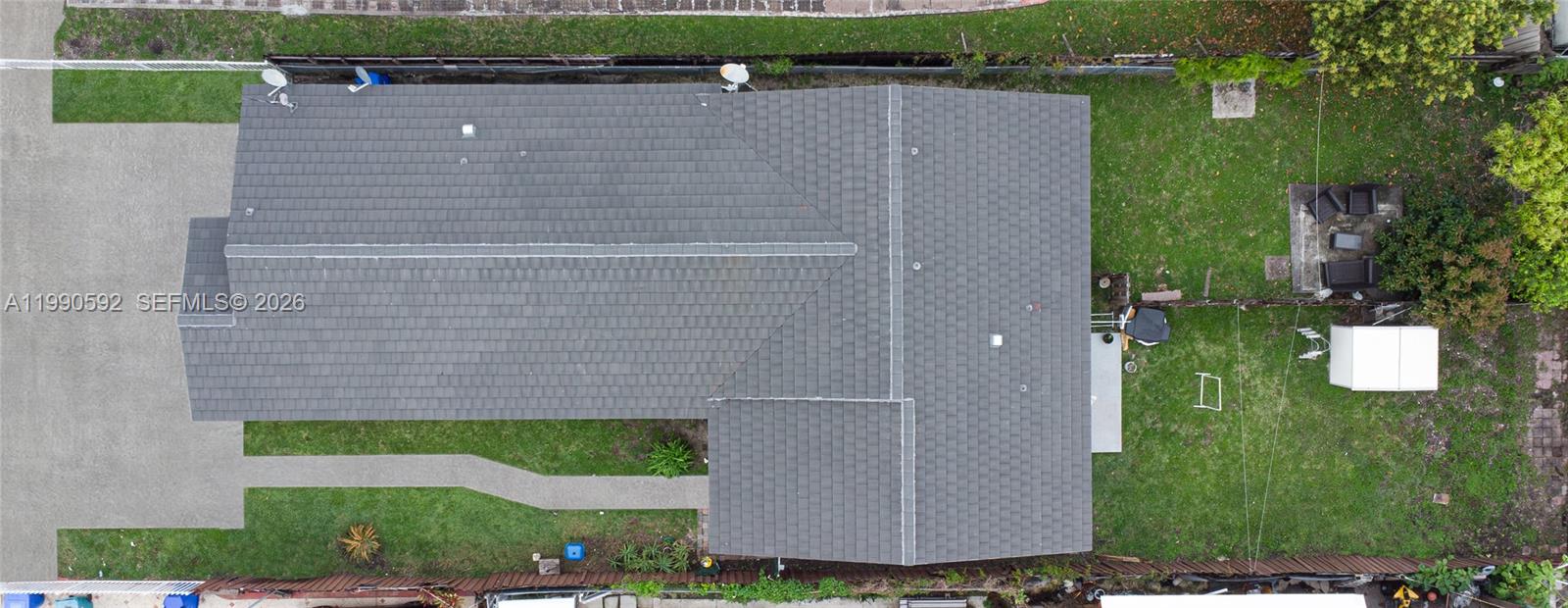   /   кв.футов $ 2026-03-27 0 Фото