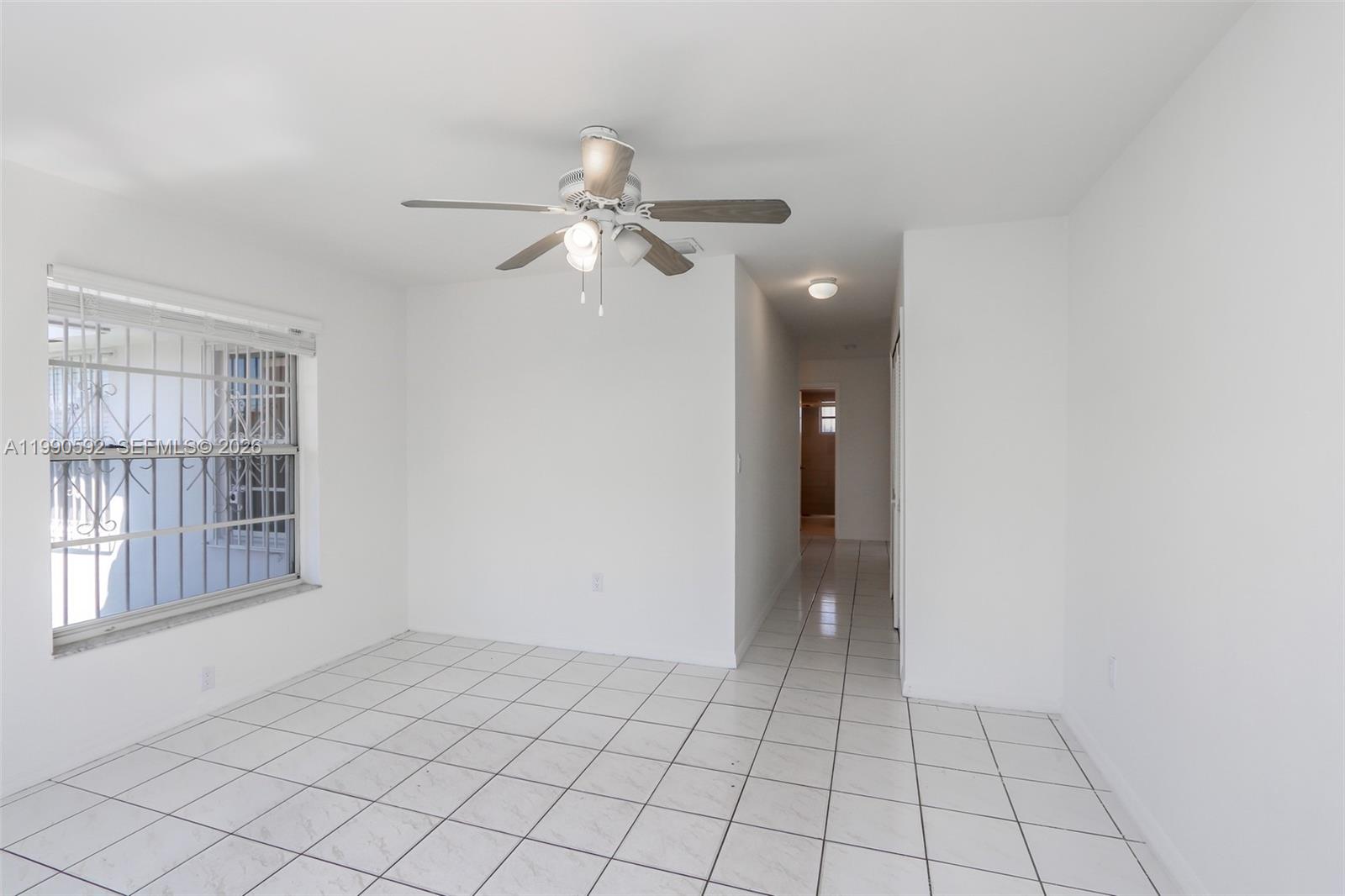   /   кв.футов $ 2026-03-27 0 Фото