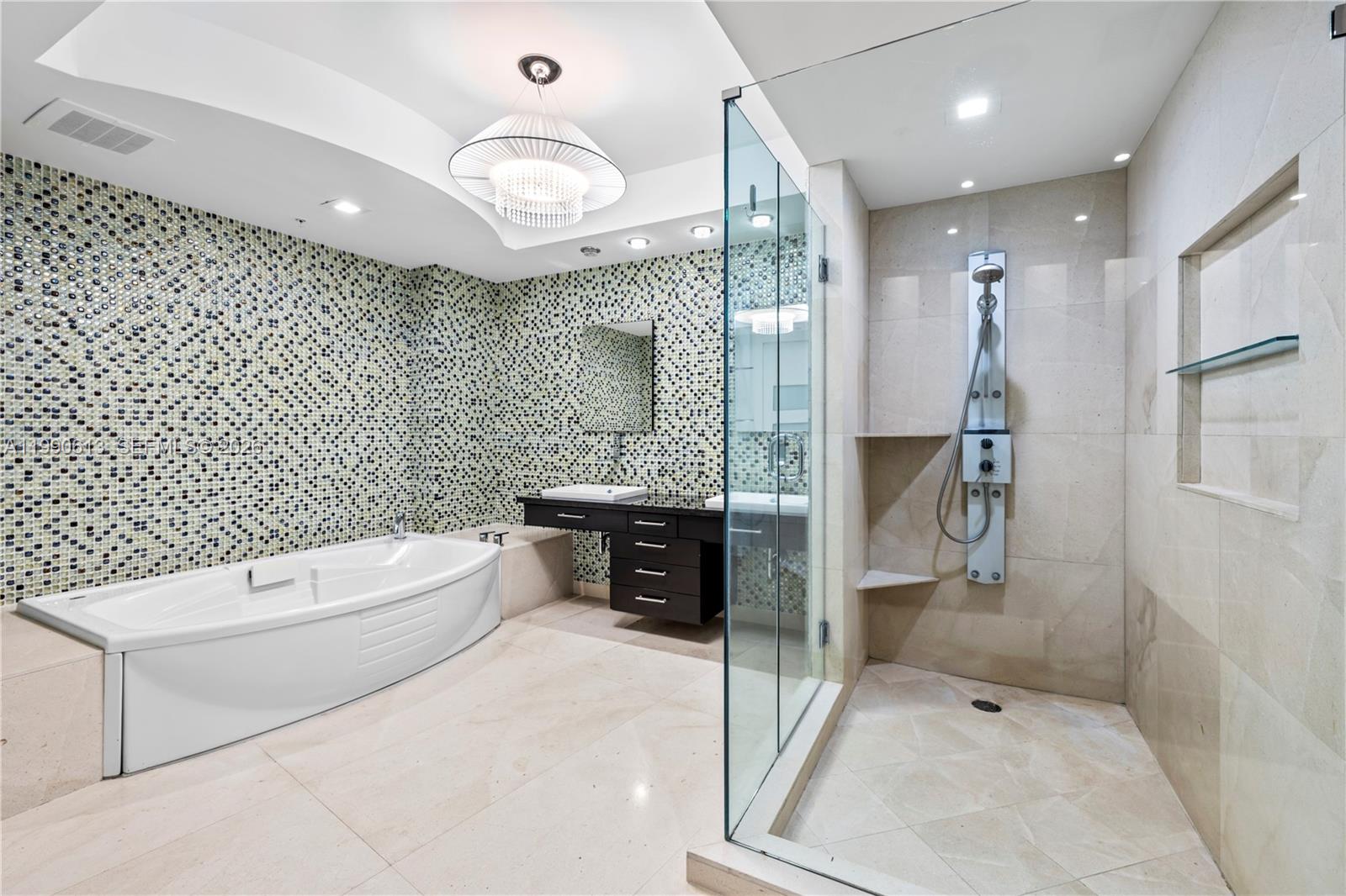 1209 3 / 3 4045 sq. ft. $ 2026-03-27 0 Photo