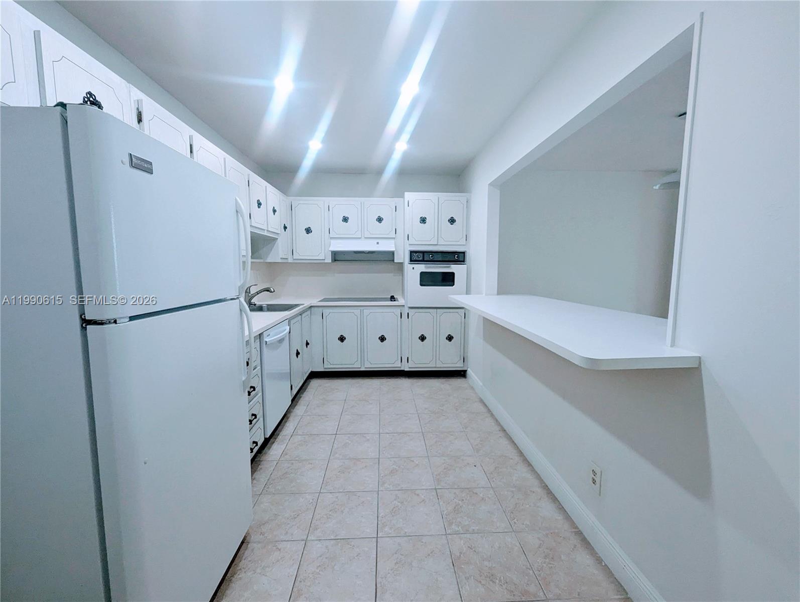 Photo of 19380 Collins Ave  #807, Sunny Isles Beach, Florida, 33160 - 