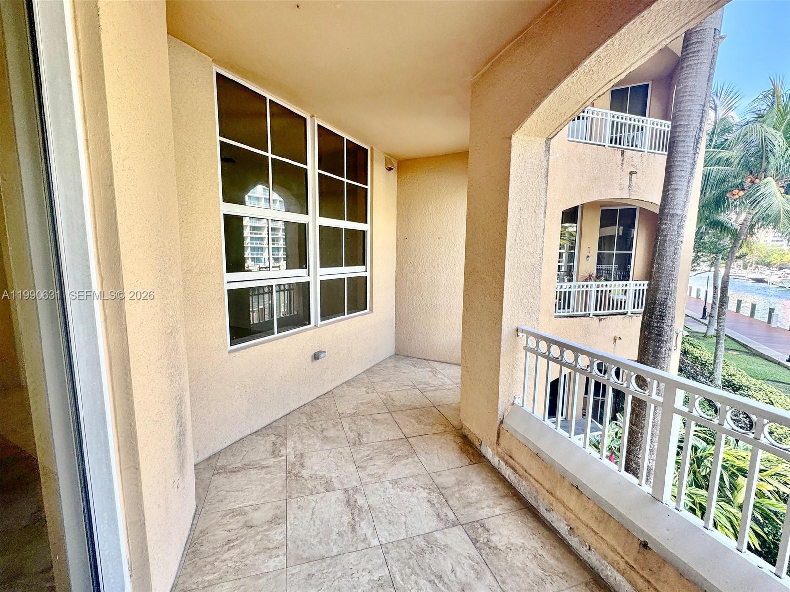 Photo of 3001 185th St  #213, Aventura, Florida, 33180 - 