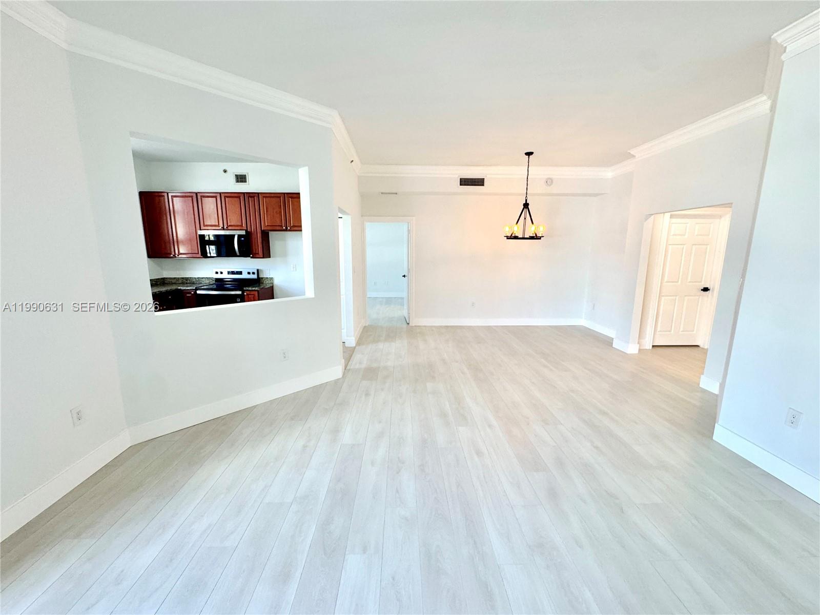 Photo of 3001 185th St  #213, Aventura, Florida, 33180 - 