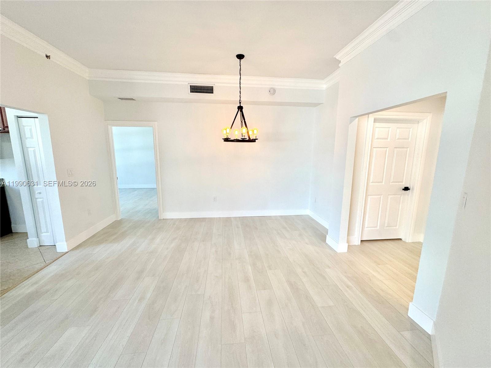 Photo of 3001 185th St  #213, Aventura, Florida, 33180 - 