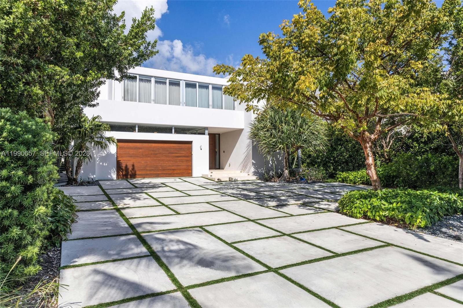 Photo of 410 Golden Beach Dr (410), Golden Beach, Florida, 33160 -