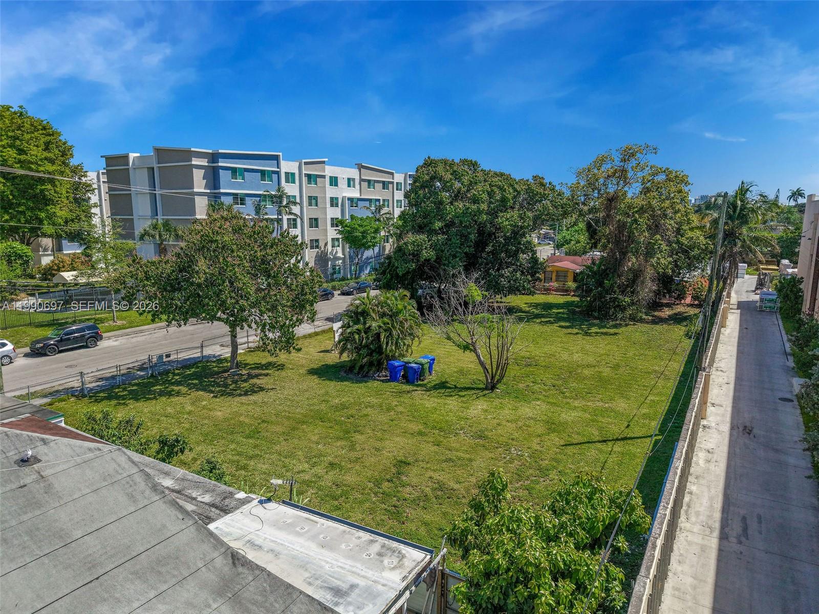   /   sq. ft. $ 2026-03-27 0 foto