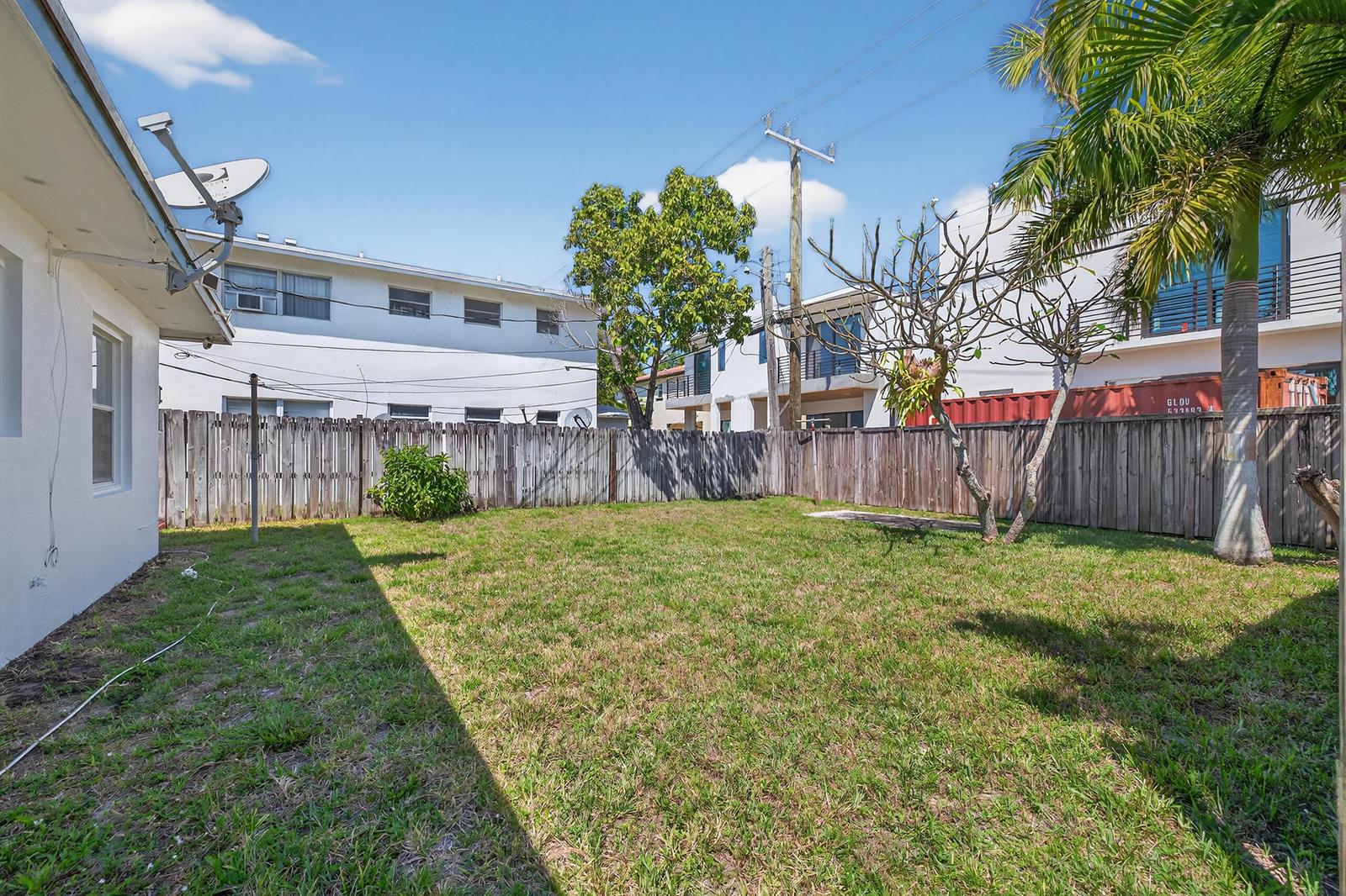 Ver detalles 1-2 / 0 1836 sq. ft. $ 2026-04-24 0 foto