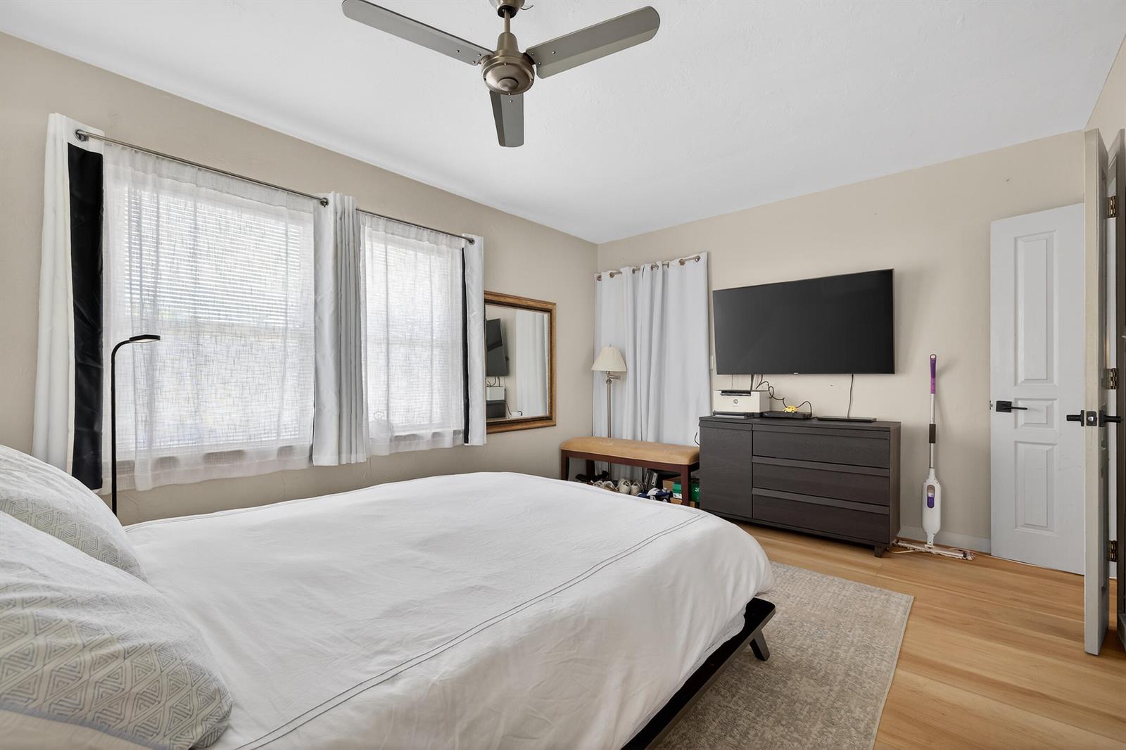 Ver detalles 1-2 / 0 1836 sq. ft. $ 2026-04-24 0 foto