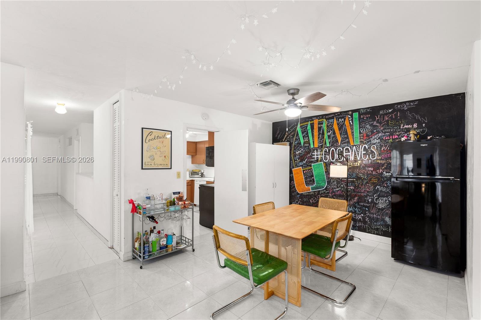   /  3250 sq. ft. $ 2026-03-27 0 foto