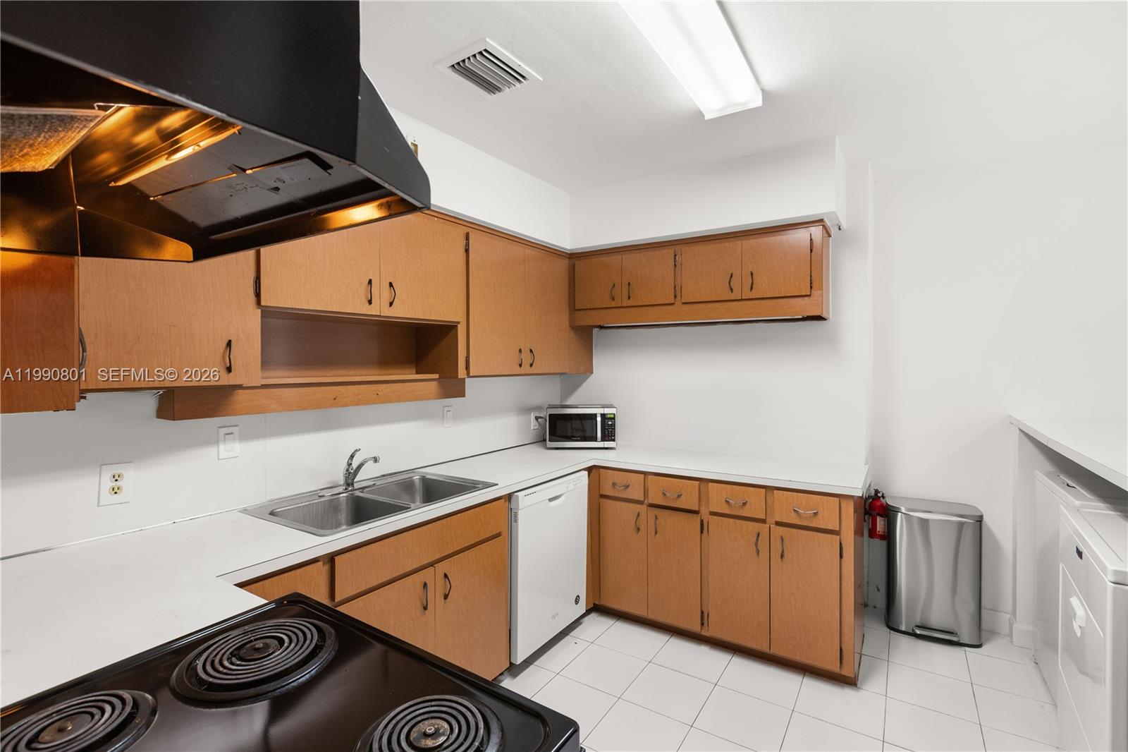   /  3250 sq. ft. $ 2026-03-27 0 foto