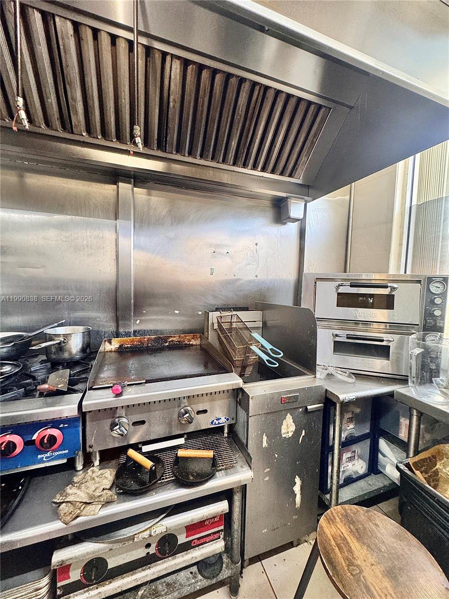 Ver detalles / sq. ft. $ 2026-03-27 0 foto