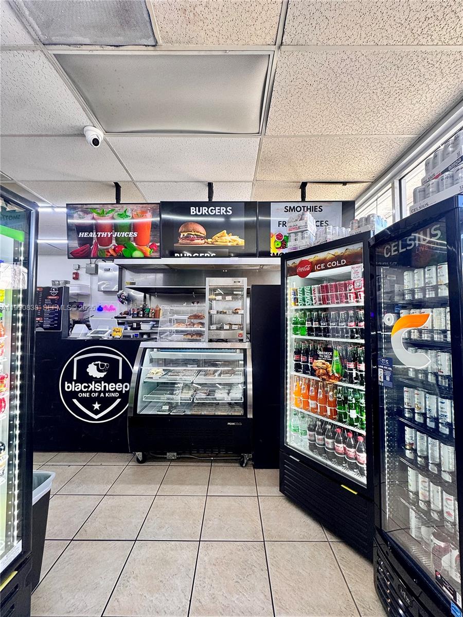 Ver detalles / sq. ft. $ 2026-03-27 0 foto