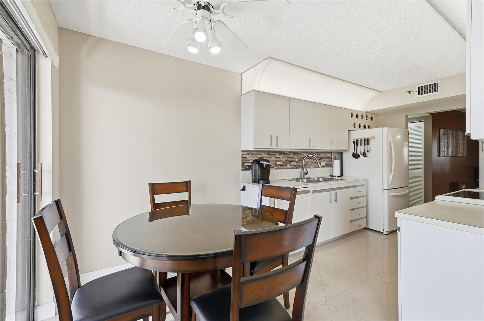 Photo of 1201 Ocean  #506s, Hollywood, Florida, 33019 - 14_dsc02908
