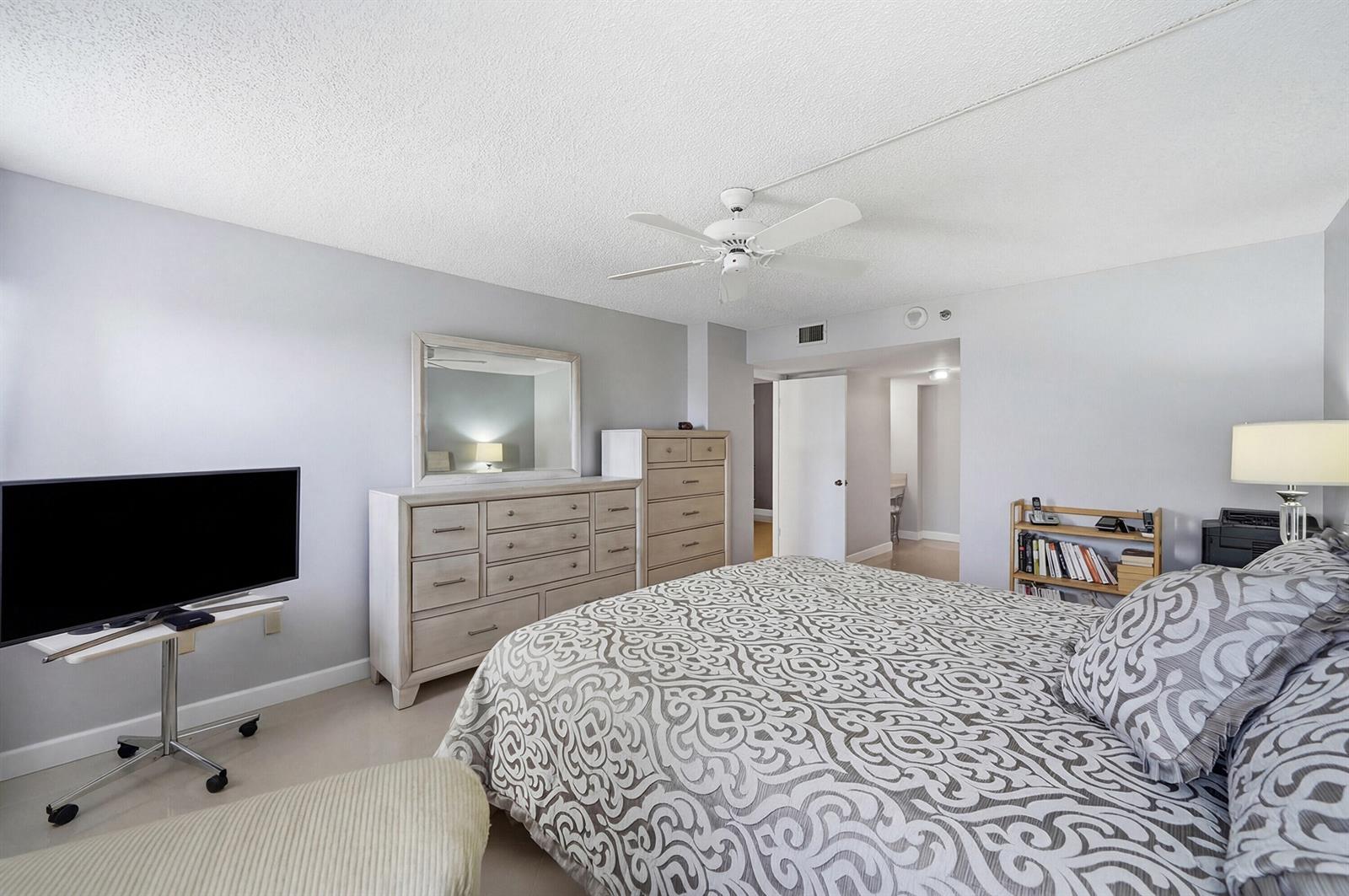 Photo of 1201 Ocean  #506s, Hollywood, Florida, 33019 - 29_dsc02988