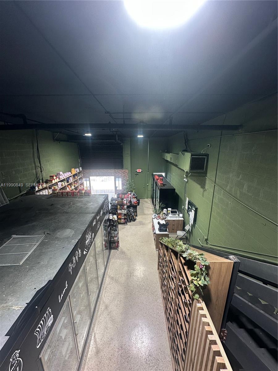   /   sq. ft. $ 2026-03-27 0 foto