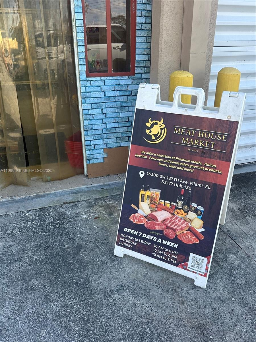   /   sq. ft. $ 2026-03-27 0 foto