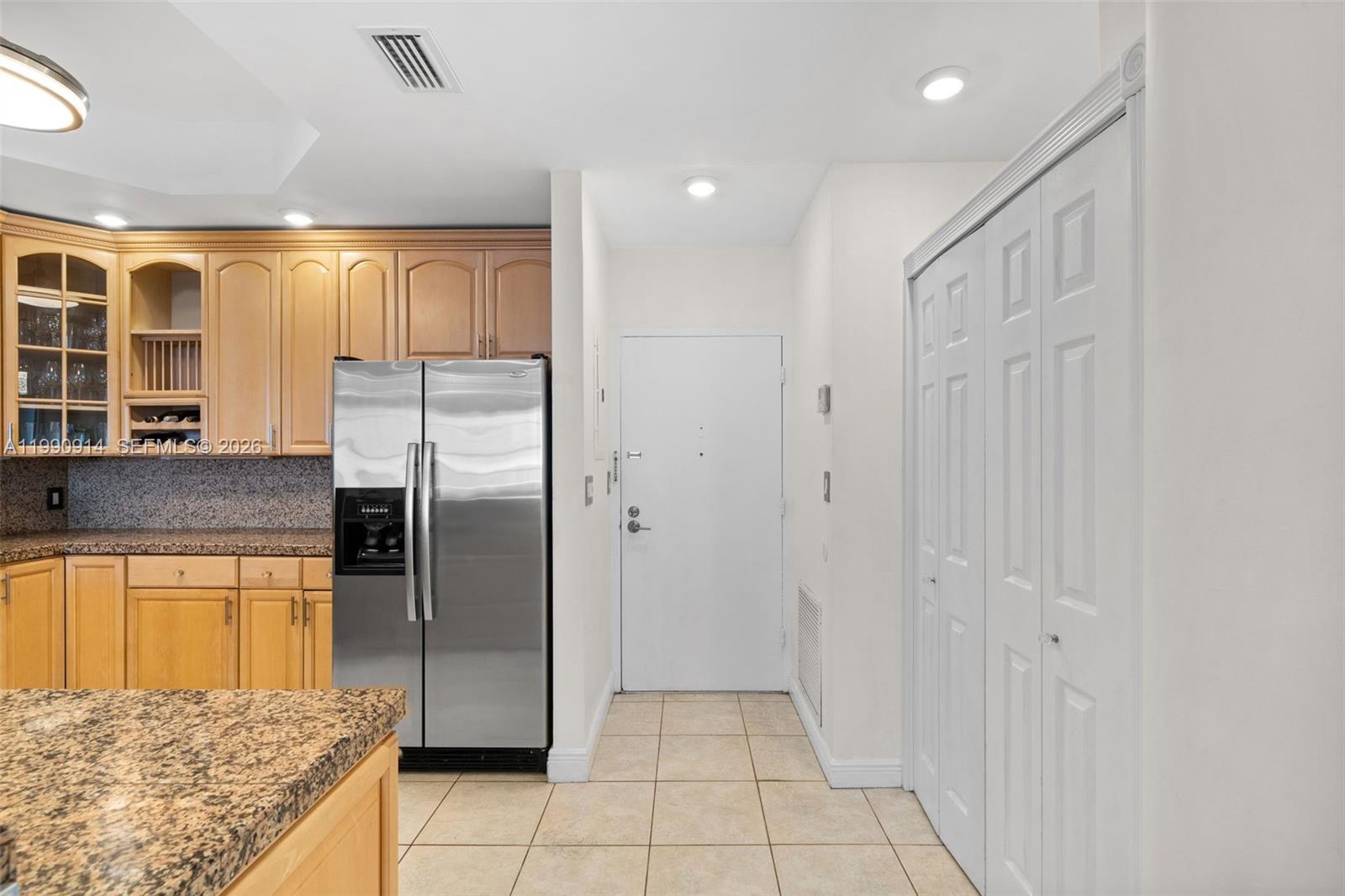 Photo of 3725 Ocean Dr  #PH18, Hollywood, Florida, 33019 - 