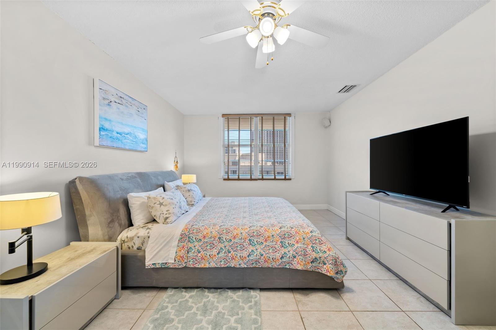 Photo of 3725 Ocean Dr  #PH18, Hollywood, Florida, 33019 - 