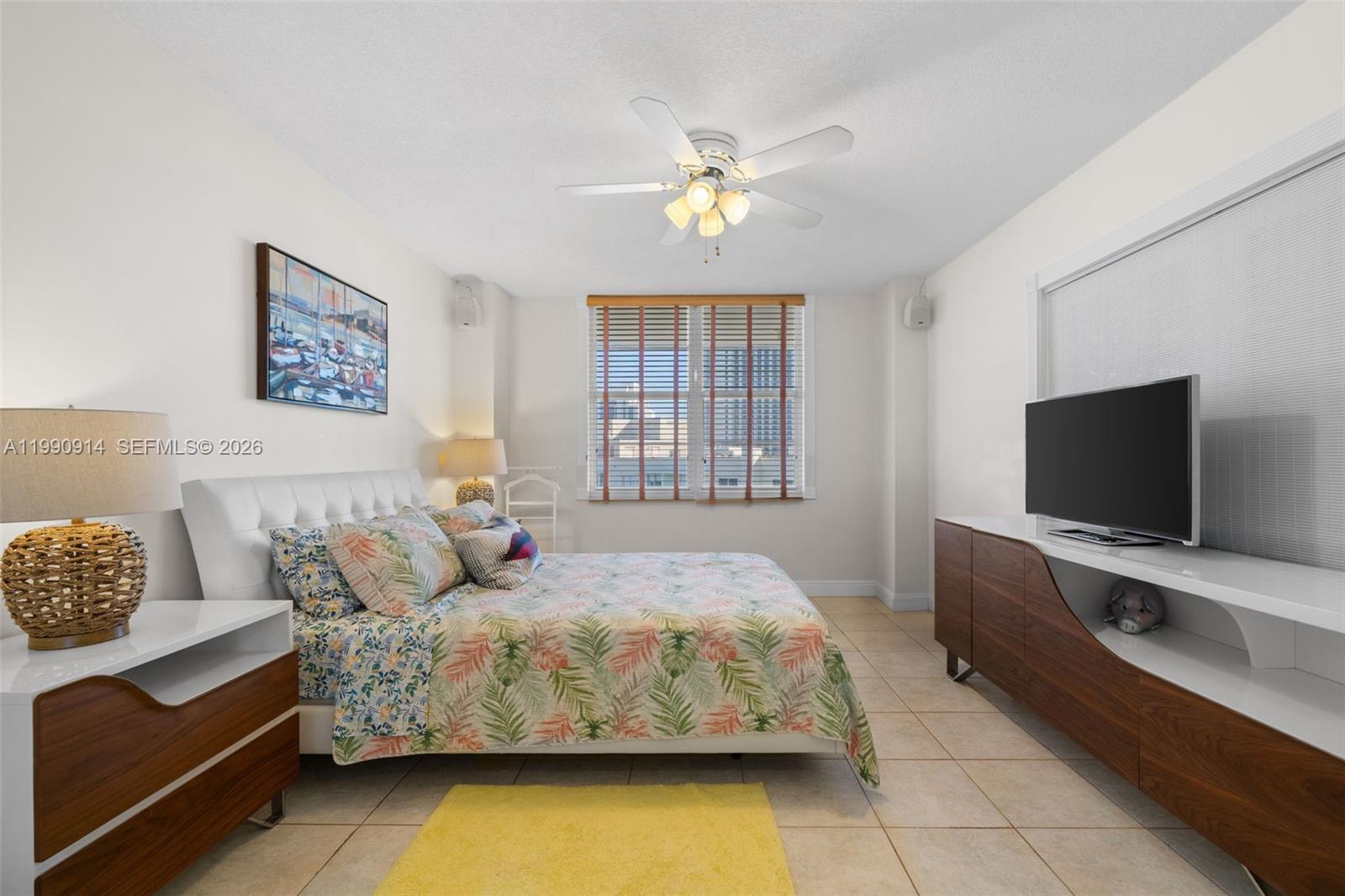 Photo of 3725 Ocean Dr  #PH18, Hollywood, Florida, 33019 - 