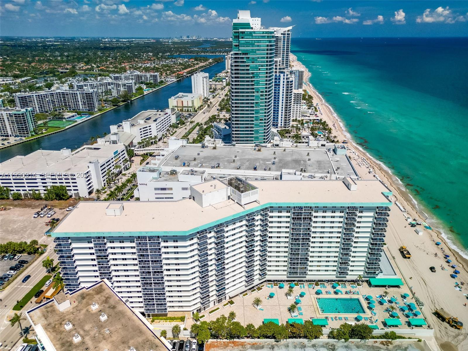 Photo of 3725 Ocean Dr  #PH18, Hollywood, Florida, 33019 - 