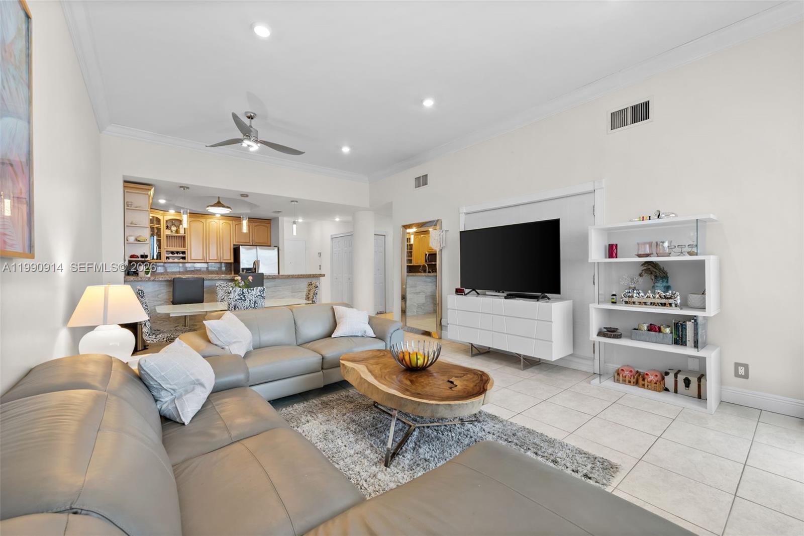 Photo of 3725 Ocean Dr  #PH18, Hollywood, Florida, 33019 - 