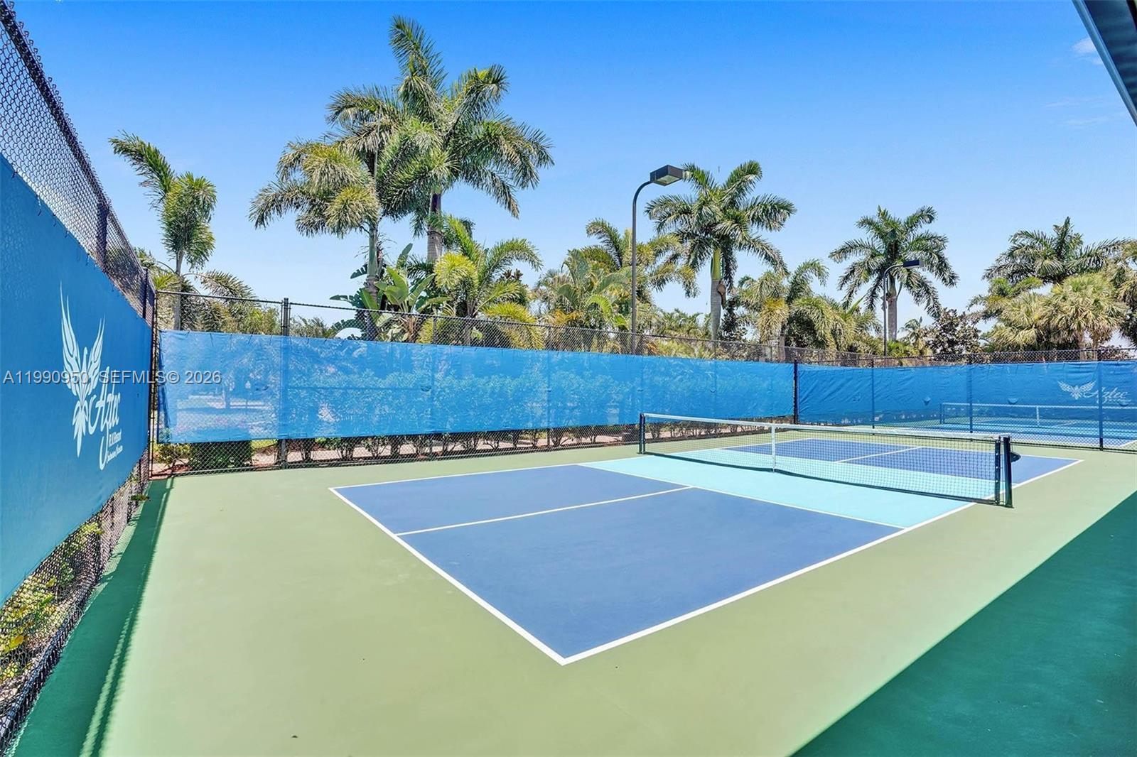   /   sq. ft. $ 2026-03-28 0 foto