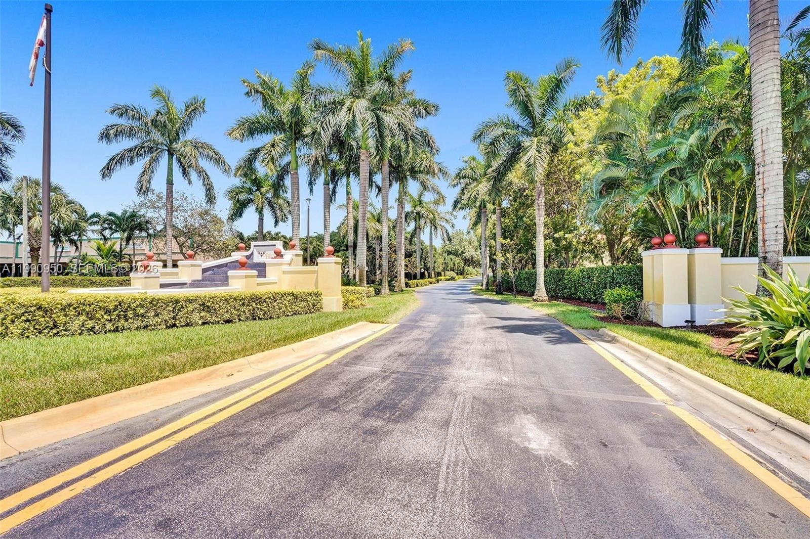   /   sq. ft. $ 2026-03-28 0 foto