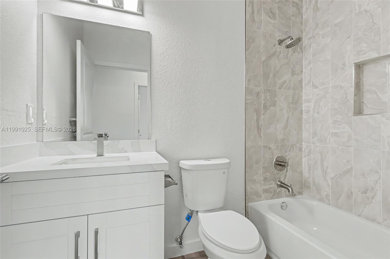   /  2713 кв.футов $ 2026-03-28 0 Фото