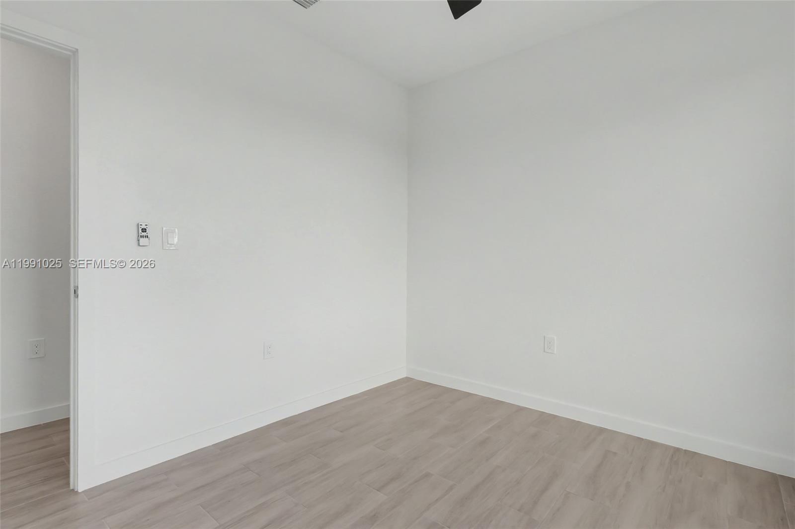   /  2713 кв.футов $ 2026-03-28 0 Фото