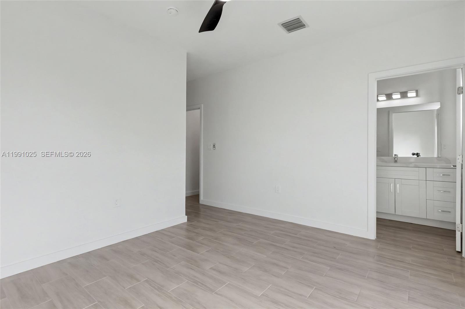   /  2713 кв.футов $ 2026-03-28 0 Фото