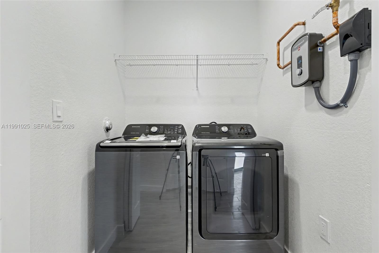   /  2713 кв.футов $ 2026-03-28 0 Фото