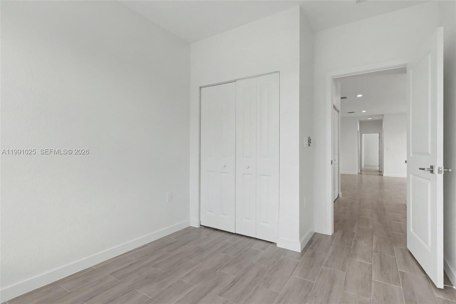   /  2713 кв.футов $ 2026-03-28 0 Фото