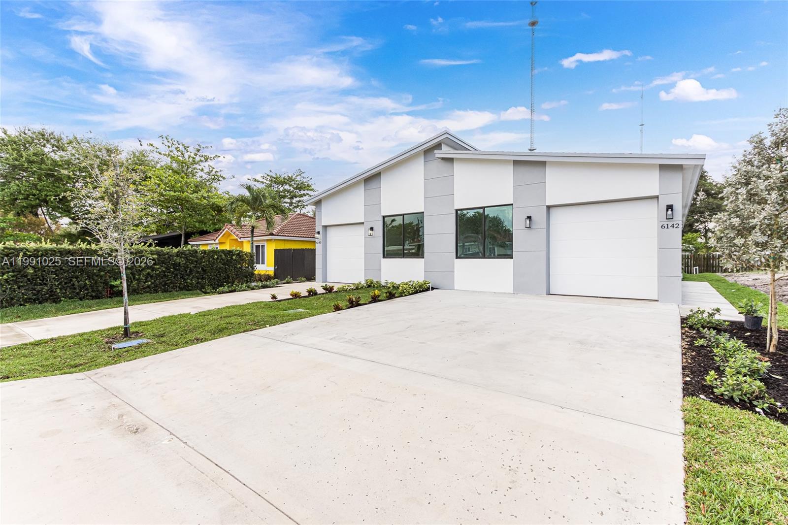   /  2713 кв.футов $ 2026-03-28 0 Фото