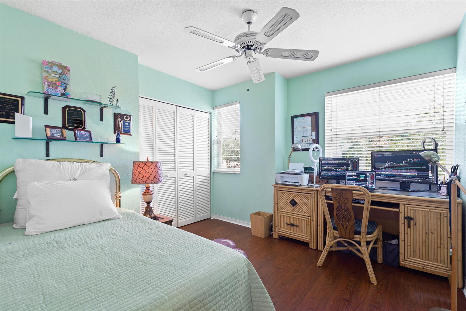 Photo of 1140 Linden (1140), Hollywood, Florida, 33019 - 1140 linden t