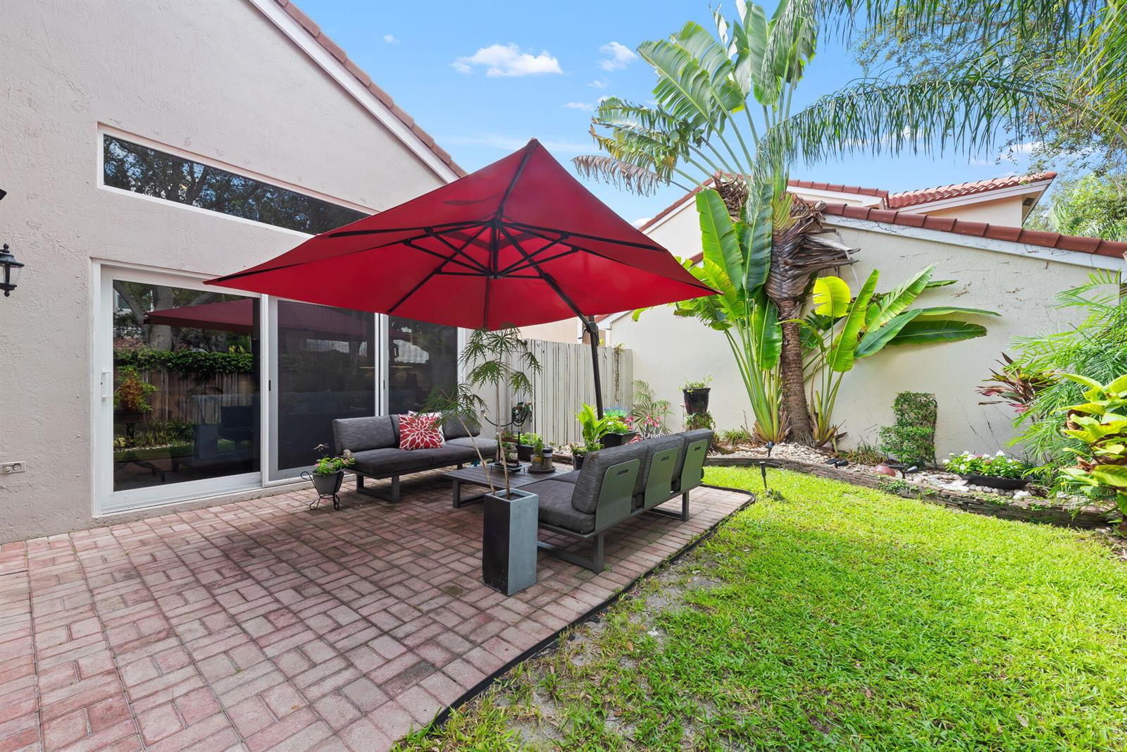 Photo of 1140 Linden (1140), Hollywood, Florida, 33019 - 1140 linden w