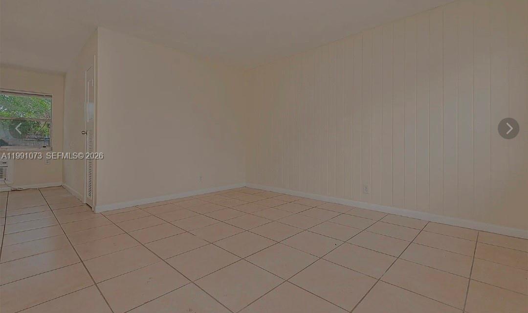   /  1300 кв.футов $ 2026-04-01 0 Фото