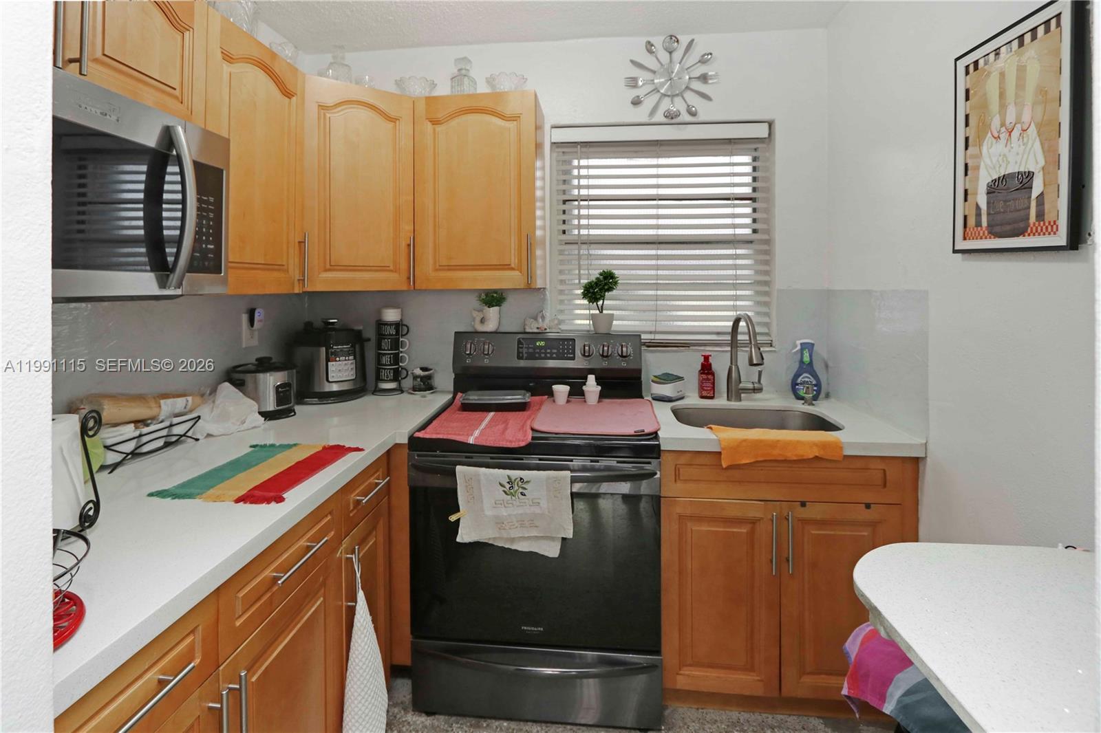   /   кв.футов $ 2026-03-29 0 Фото